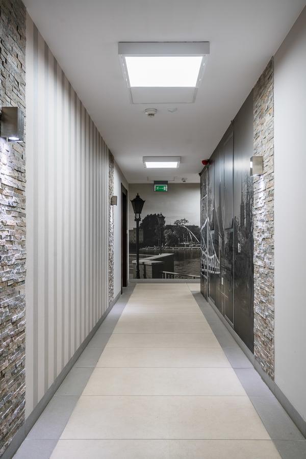 Rentplanet - Odra Tower Apartman Wrocław Kültér fotó