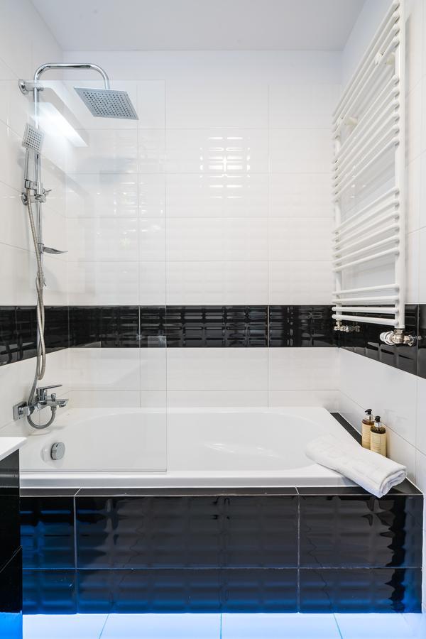 Rentplanet - Odra Tower Apartman Wrocław Kültér fotó