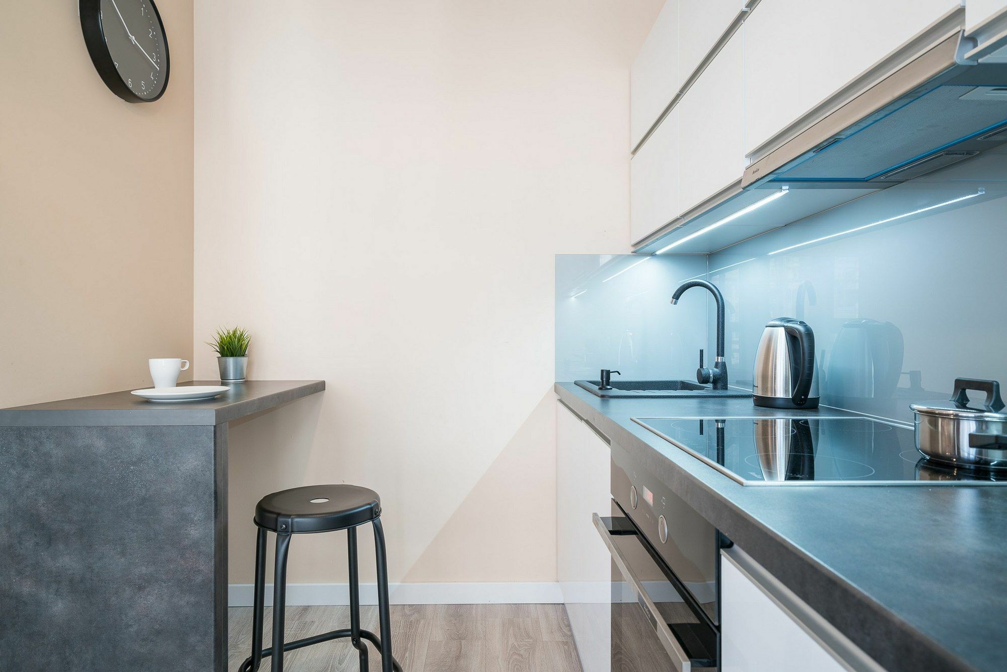 Rentplanet - Odra Tower Apartman Wrocław Kültér fotó